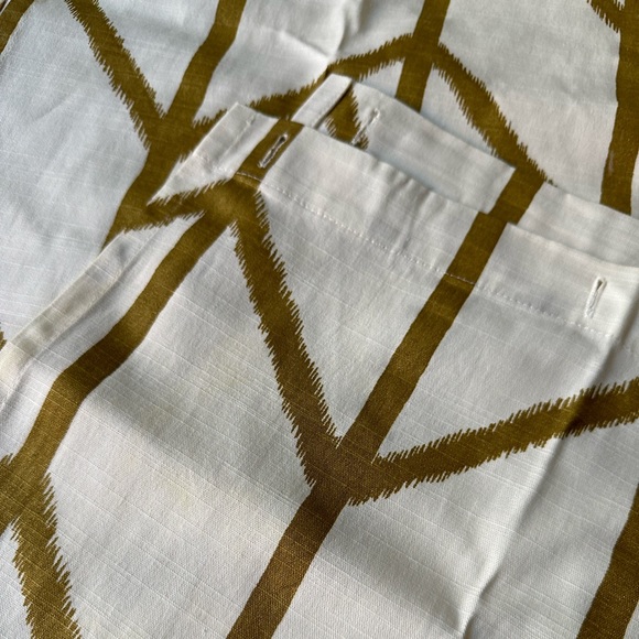 Shower Curtain (72x70) - Picture 6 of 6